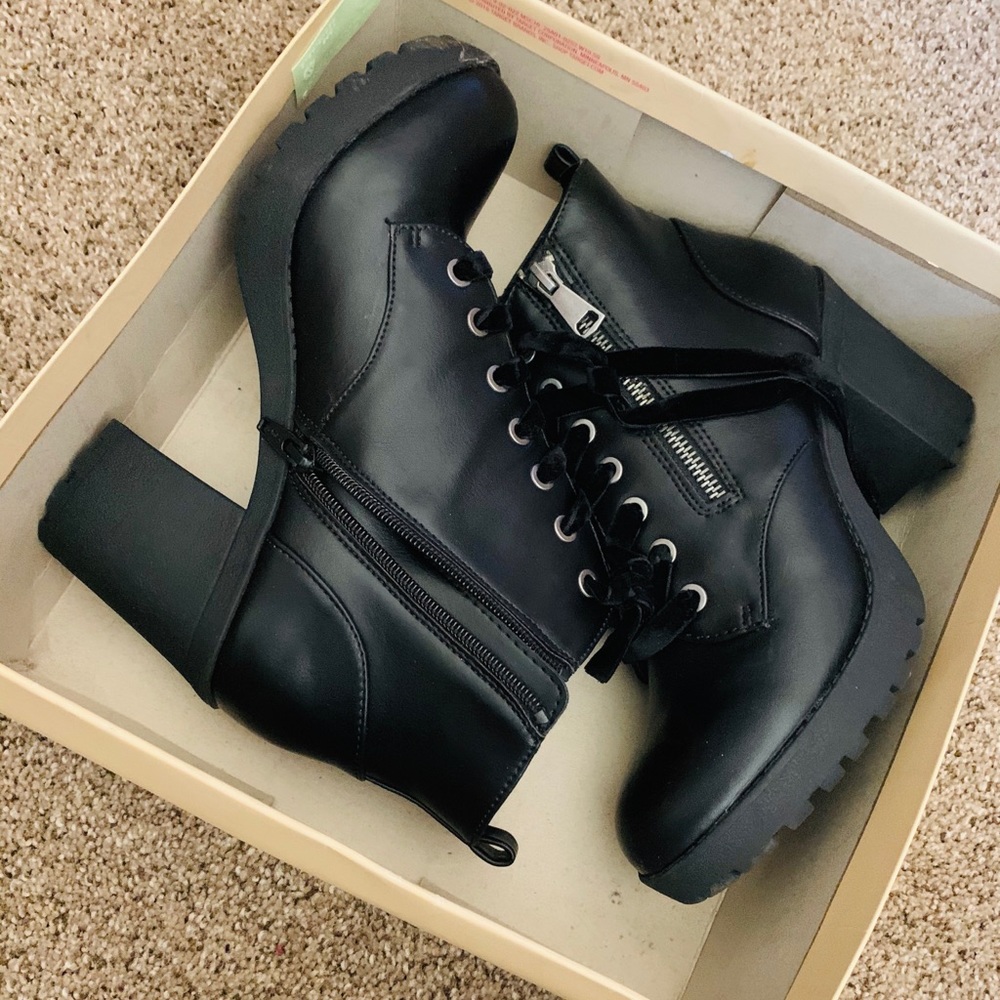 Mossimo Boots - image 2